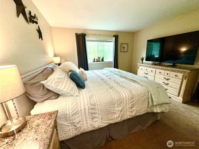 17581 110th Lane SE 3, Renton WA 98055