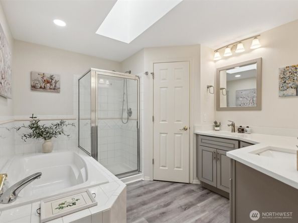 17581 110th Lane SE 3, Renton WA 98055