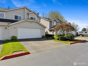 17581 110th Lane SE 3, Renton WA 98055