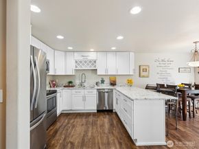 17581 110th Lane SE 3, Renton WA 98055