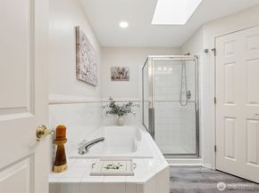 17581 110th Lane SE 3, Renton WA 98055