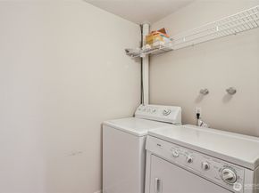 300 N 137th Street C, Seattle WA 98133