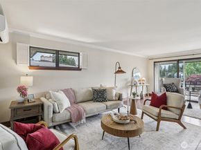300 N 137th Street C, Seattle WA 98133