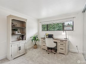 300 N 137th Street C, Seattle WA 98133