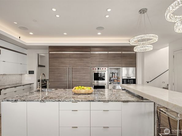 209 Northside Road, Bellevue WA 98004