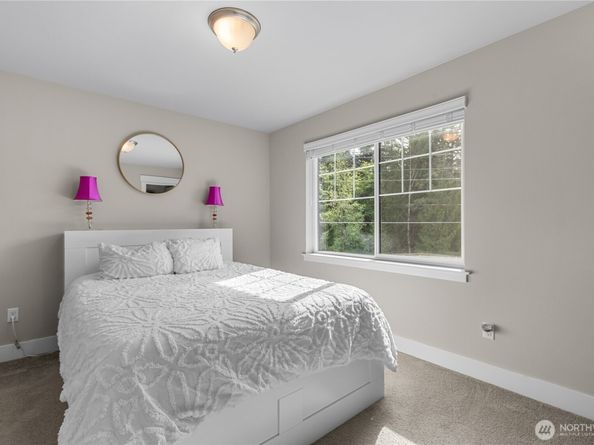 4612 186th Place SE A, Bothell WA 98012