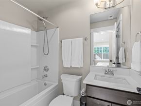 4612 186th Place SE A, Bothell WA 98012