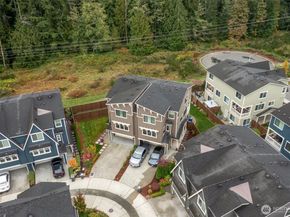 4612 186th Place SE A, Bothell WA 98012