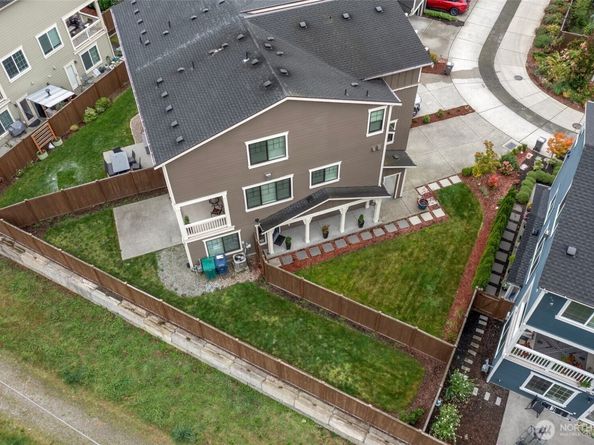 4612 186th Place SE A, Bothell WA 98012