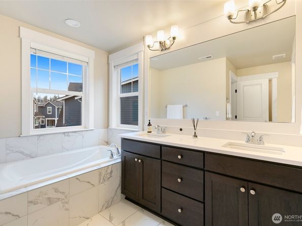 4612 186th Place SE A, Bothell WA 98012