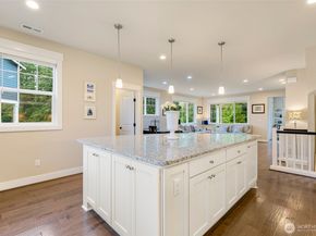 4612 186th Place SE A, Bothell WA 98012