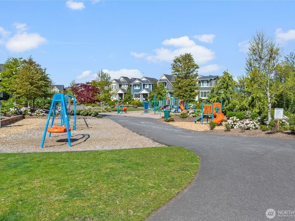 4612 186th Place SE A, Bothell WA 98012