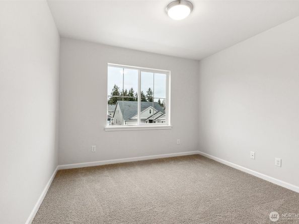 27031 30th Place S 20, Kent WA 98032
