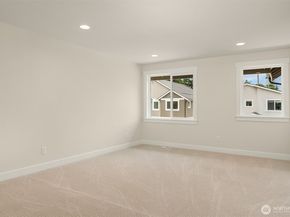 21418 116th Place SE, Kent WA 98031