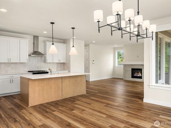 21418 116th Place SE, Kent WA 98031