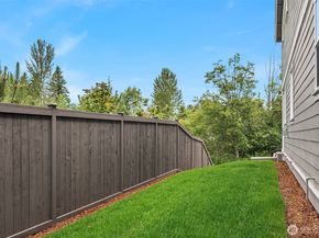 21418 116th Place SE, Kent WA 98031