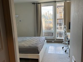 4547 8th Avenue NE 414, Seattle WA 98105