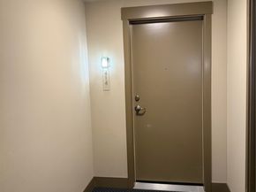 4547 8th Avenue NE 414, Seattle WA 98105