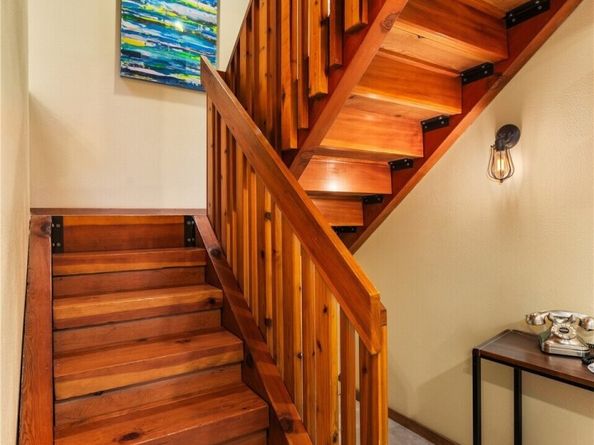 6520 E Mercer Way, Mercer Island WA 98040