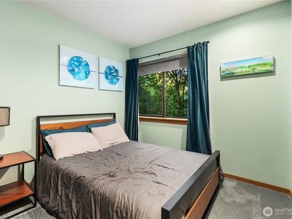 6520 E Mercer Way, Mercer Island WA 98040