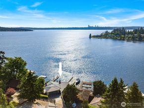 9205 SE Shoreland Drive, Bellevue WA 98004