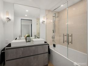 9205 SE Shoreland Drive, Bellevue WA 98004