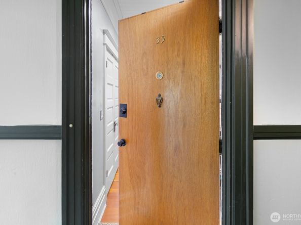 7 Harrison Street 39, Seattle WA 98109