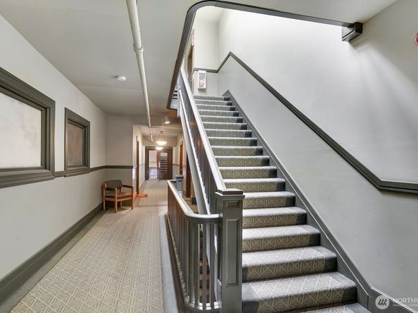 7 Harrison Street 39, Seattle WA 98109