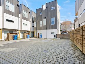 1271 N 145th Street, Seattle WA 98133