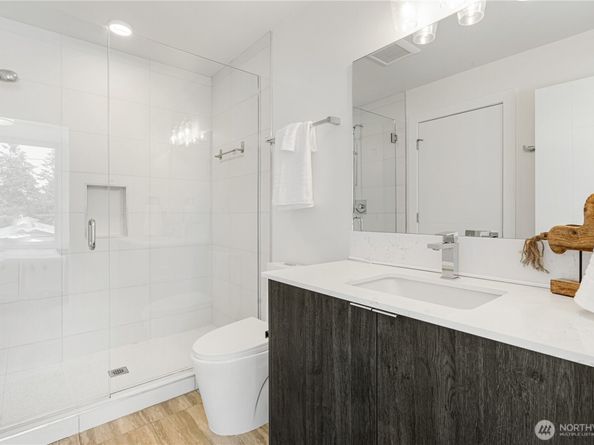 1271 N 145th Street, Seattle WA 98133