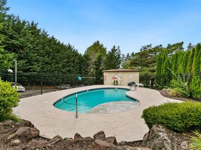 13620 NE 7th Street F14, Bellevue WA 98005