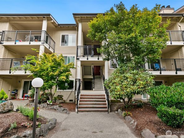 13620 NE 7th Street F14, Bellevue WA 98005