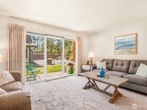 19409 56th Avenue W 109, Lynnwood WA 98036