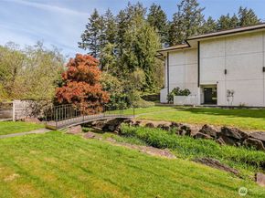 19409 56th Avenue W 109, Lynnwood WA 98036