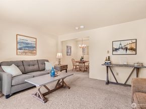 19409 56th Avenue W 109, Lynnwood WA 98036