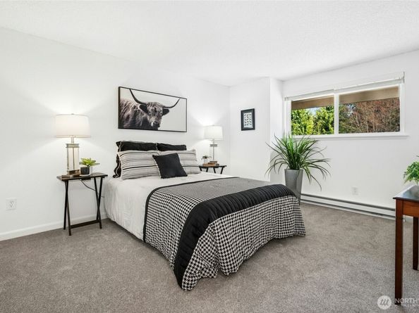 7317 224th Street SW A4, Edmonds WA 98026