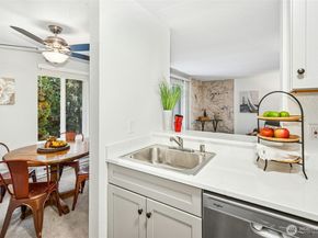 7317 224th Street SW A4, Edmonds WA 98026