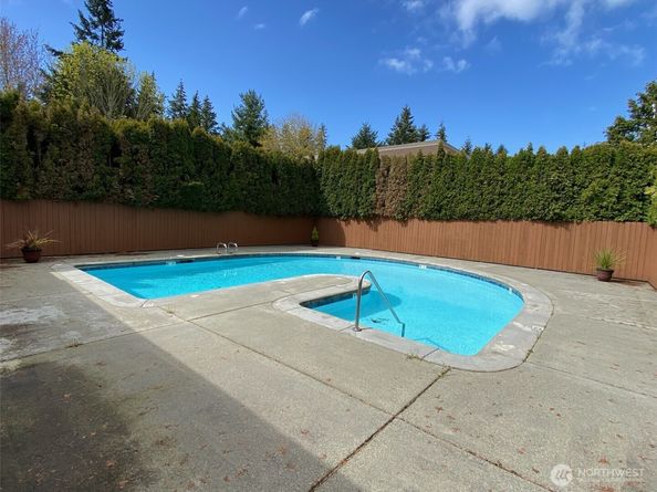 7317 224th Street SW A4, Edmonds WA 98026