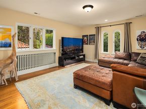 180 Lake Washington Boulevard E, Seattle WA 98112