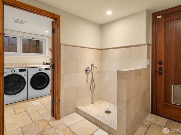 180 Lake Washington Boulevard E, Seattle WA 98112