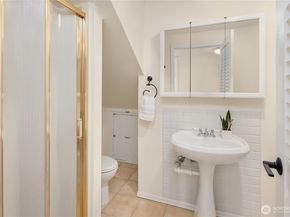 9115 SE 72nd Place, Mercer Island WA 98040