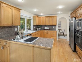 9115 SE 72nd Place, Mercer Island WA 98040
