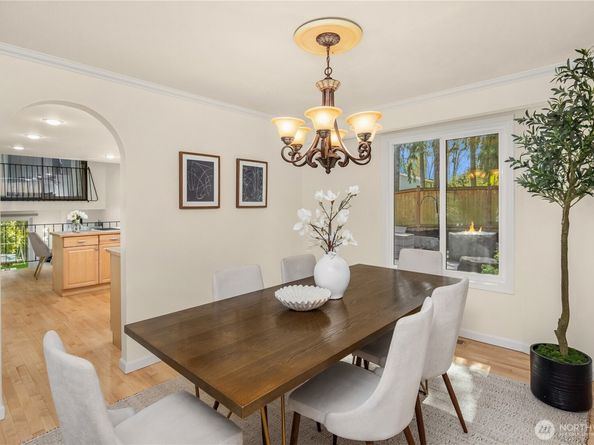 9115 SE 72nd Place, Mercer Island WA 98040