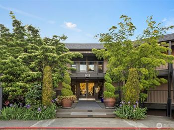 1425 S Puget Drive