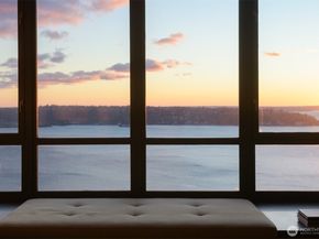 2125 1st Avenue 3202, Seattle WA 98121