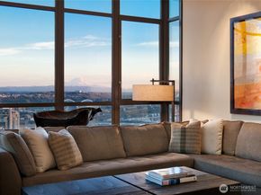 2125 1st Avenue 3202, Seattle WA 98121