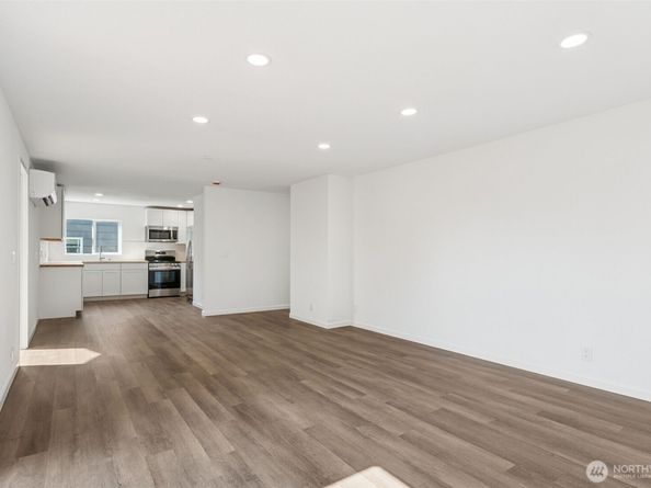 1720 N Wycoff Avenue, Bremerton WA 98312