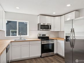 1720 N Wycoff Avenue, Bremerton WA 98312
