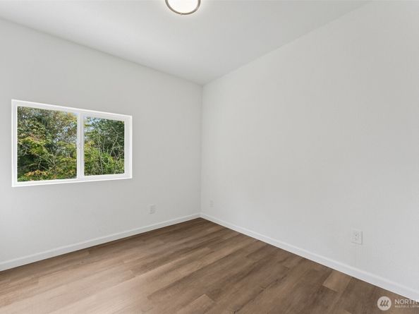 1720 N Wycoff Avenue, Bremerton WA 98312