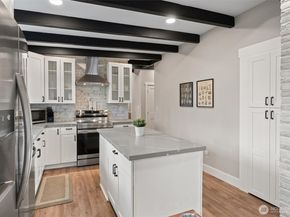 18568 Densmore Avenue N, Shoreline WA 98133